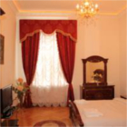 Дешевые гостиницы Львова-недорогой отель royal apartament